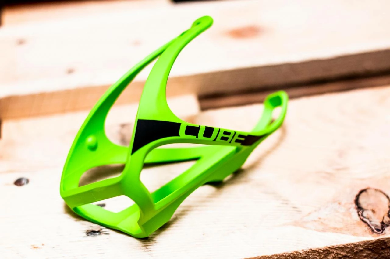 Cube Bottle Cage HPP Matt Classic Green N Black - Image 2