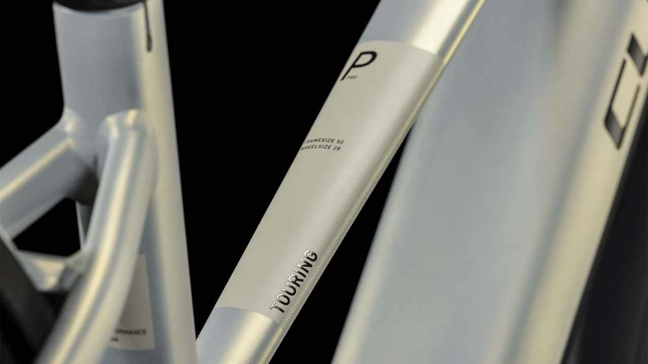 Cube Touring Hybrid Pro 625 Pearlysilver N Black Touring E-Bike Women - Image 2