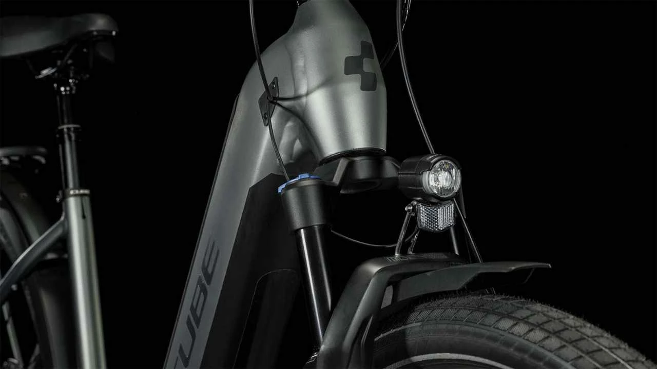 Cube Kathmandu Hybrid Pro 750 Flashgrey N Metal Touring E-Bike Easy Entry - Image 4