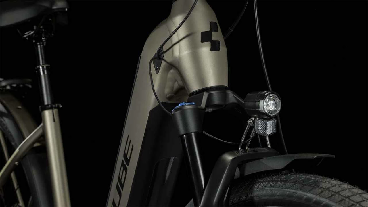 Cube Kathmandu Hybrid Pro 625 Flashstone N Black Touring E-Bike Easy Entry - Image 4