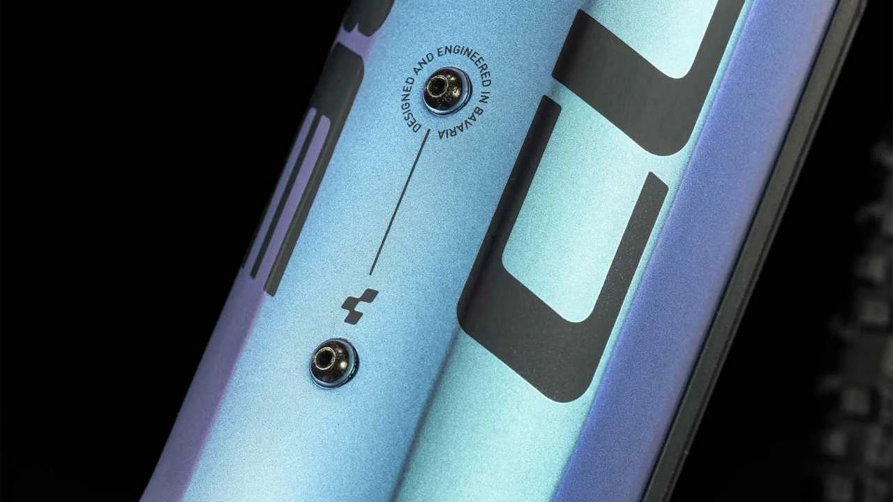 Cube Reaction Hybrid Race 750 Switchblue N Black E-Bike Hardtail Mountainbike - Image 4