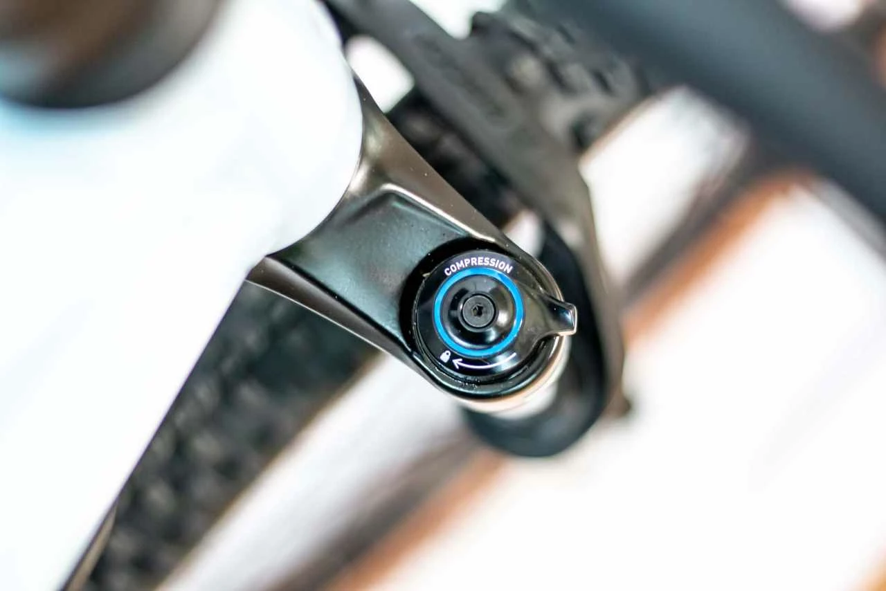 Cube Stereo Hybrid 120 Pro 750 Flashwhite N Black E-Bike Fully Mountainbike - Image 10